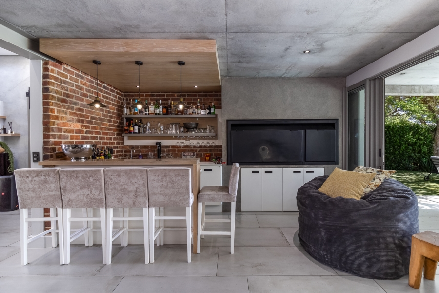 4 Bedroom Property for Sale in Pearl Valley at Val de Vie Western Cape